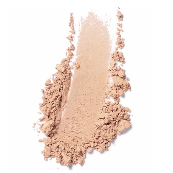 ๐3/$45๐ Estรฉe Lauder Perfecting Power - LIGHT - Picture 2 of 6